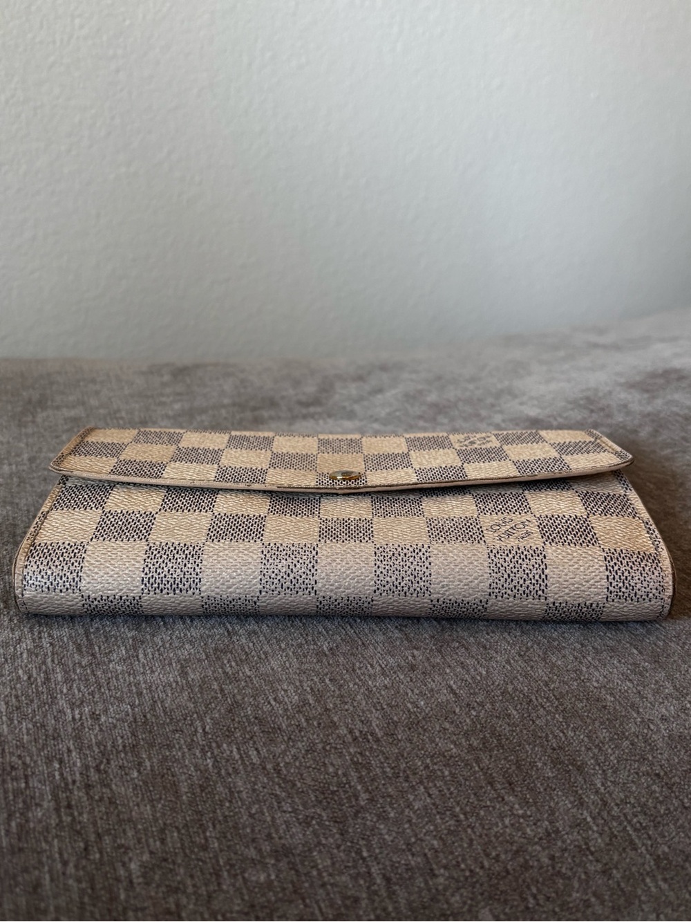 Louis Vuitton Damier Azur Long Continental Wallet - Picture 2 of 12